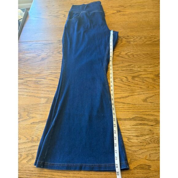 Halara Women's 2X High Waist Crossover Flare Jeans Blue Dark Wash - Picture 5 of 7